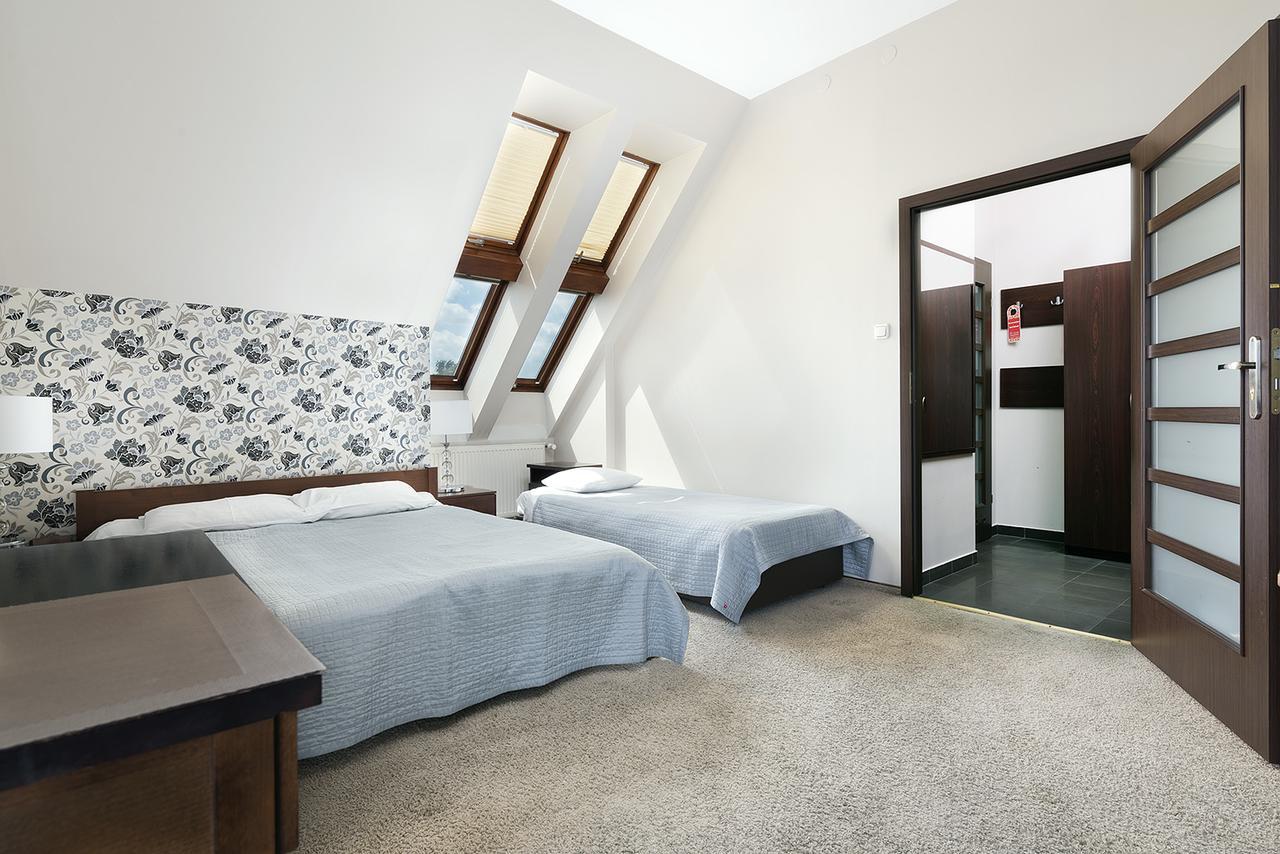 Hotel Pod Kasztanami Lublin Dış mekan fotoğraf